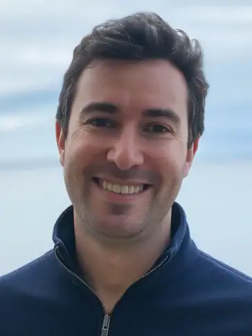 Headshot of Evan Wiecha.